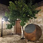 Holiday home Evanthia's Stone House