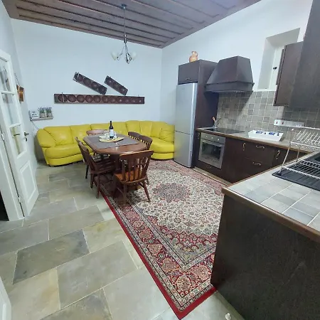 Ferienhaus Evanthia's Stone House *