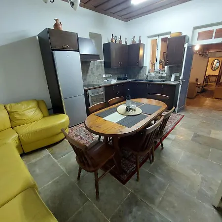 Casa de Férias Evanthia's Stone House *