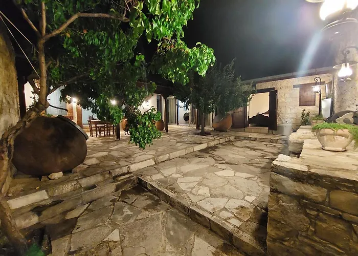 Evanthia's Stone House 別荘