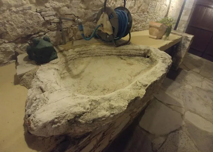 Evanthia's Stone House